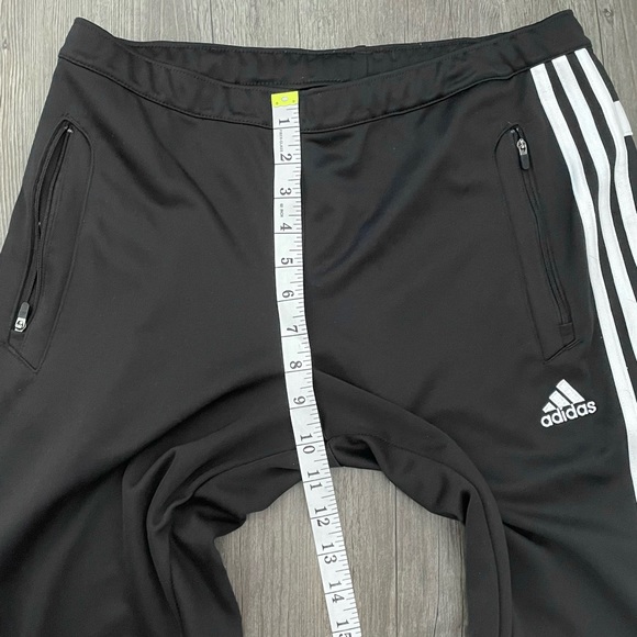 Adidas Climacool Tapered Joggers with Ankle Zip - Picture 5 of 9
